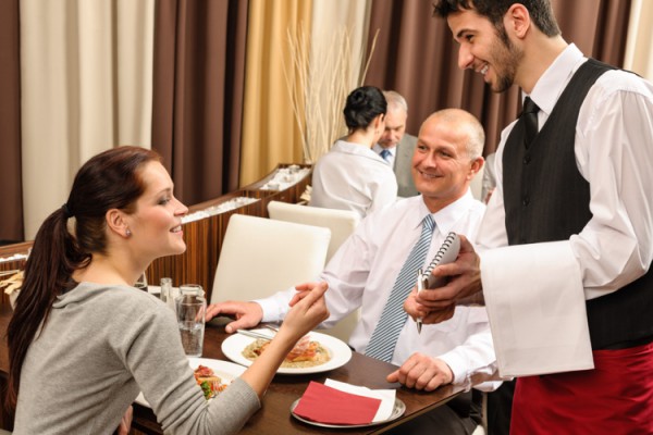Ресторанный сервис. Учимся культуре обслуживания гостей